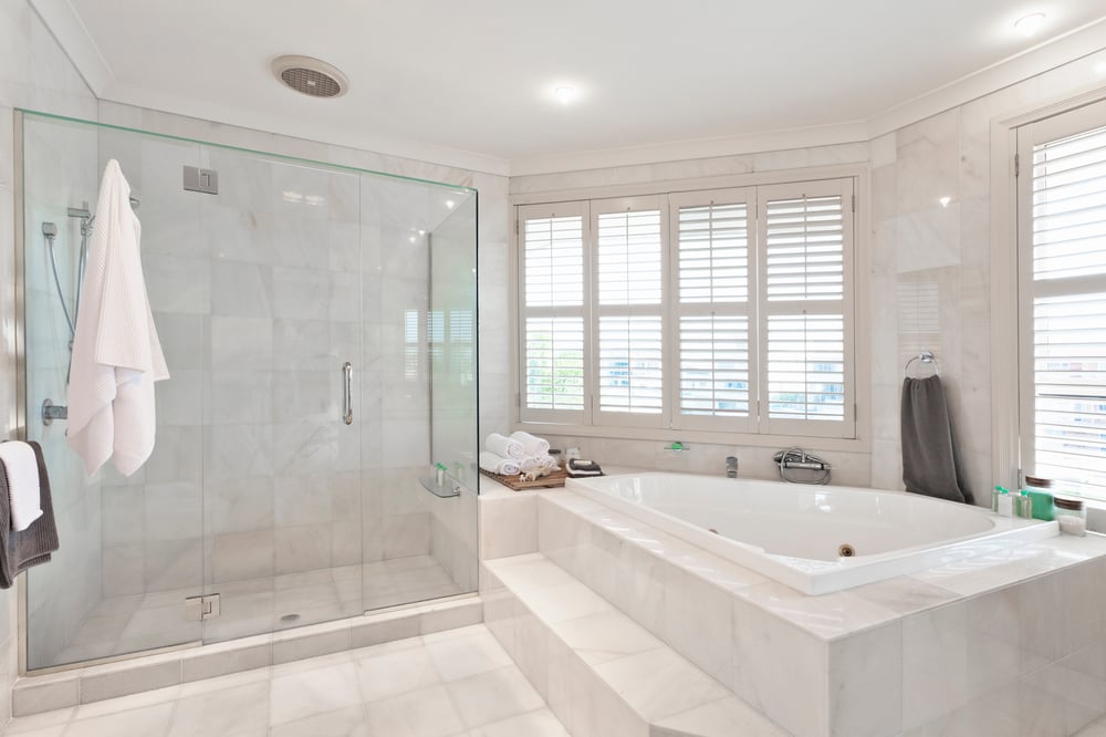 luxury free standing tub for your bathroom