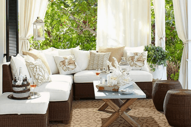 Top 8 New Deck Design Features for an Outdoor Living Space
