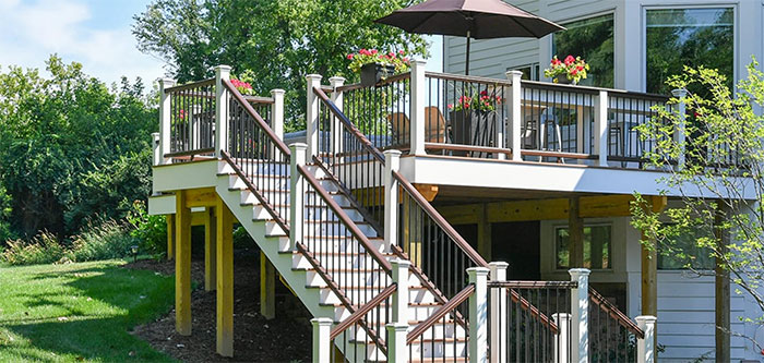 deck-rails-photo_WEB