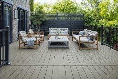 composite privacy screen on deck in Greater Lansing Michigan