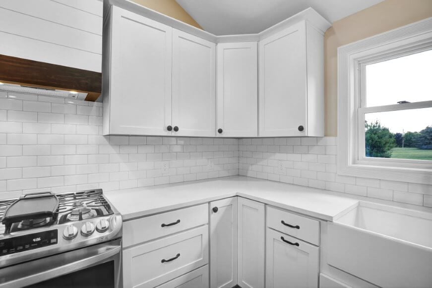 white subway tile kitchen backsplash